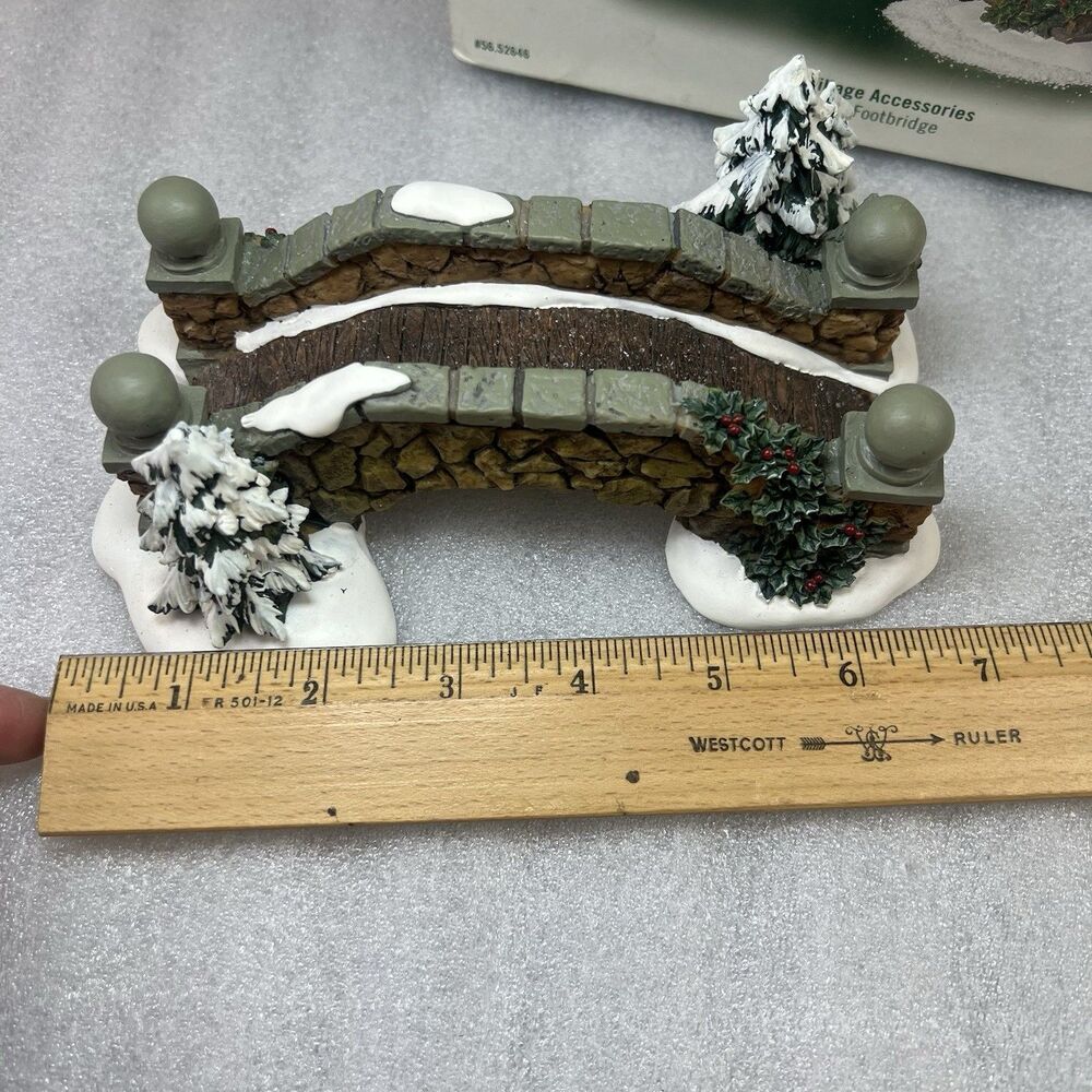 Dept 56 Xmas Village Accessories Stone Footbridge 1999 Retired 56.52646 - Picture 7 of 8